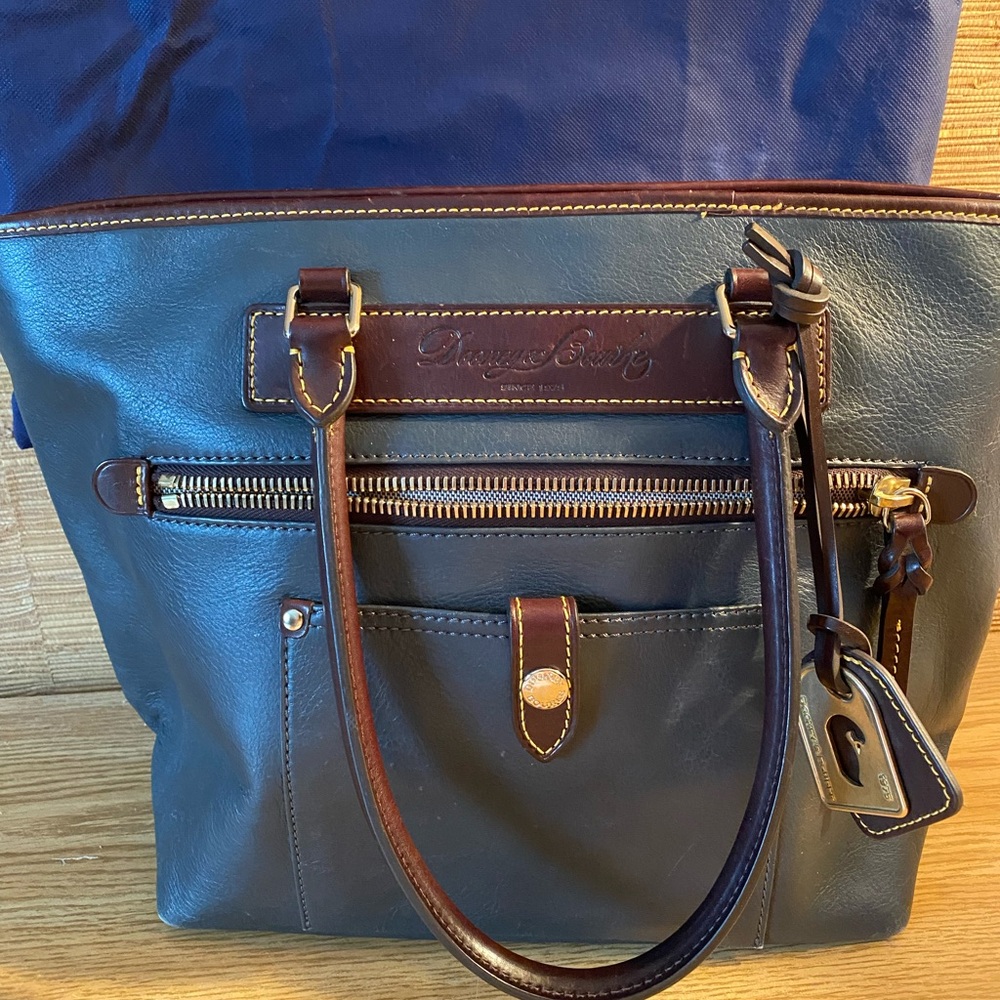 Dooney & Bourke Leather Tote Bag